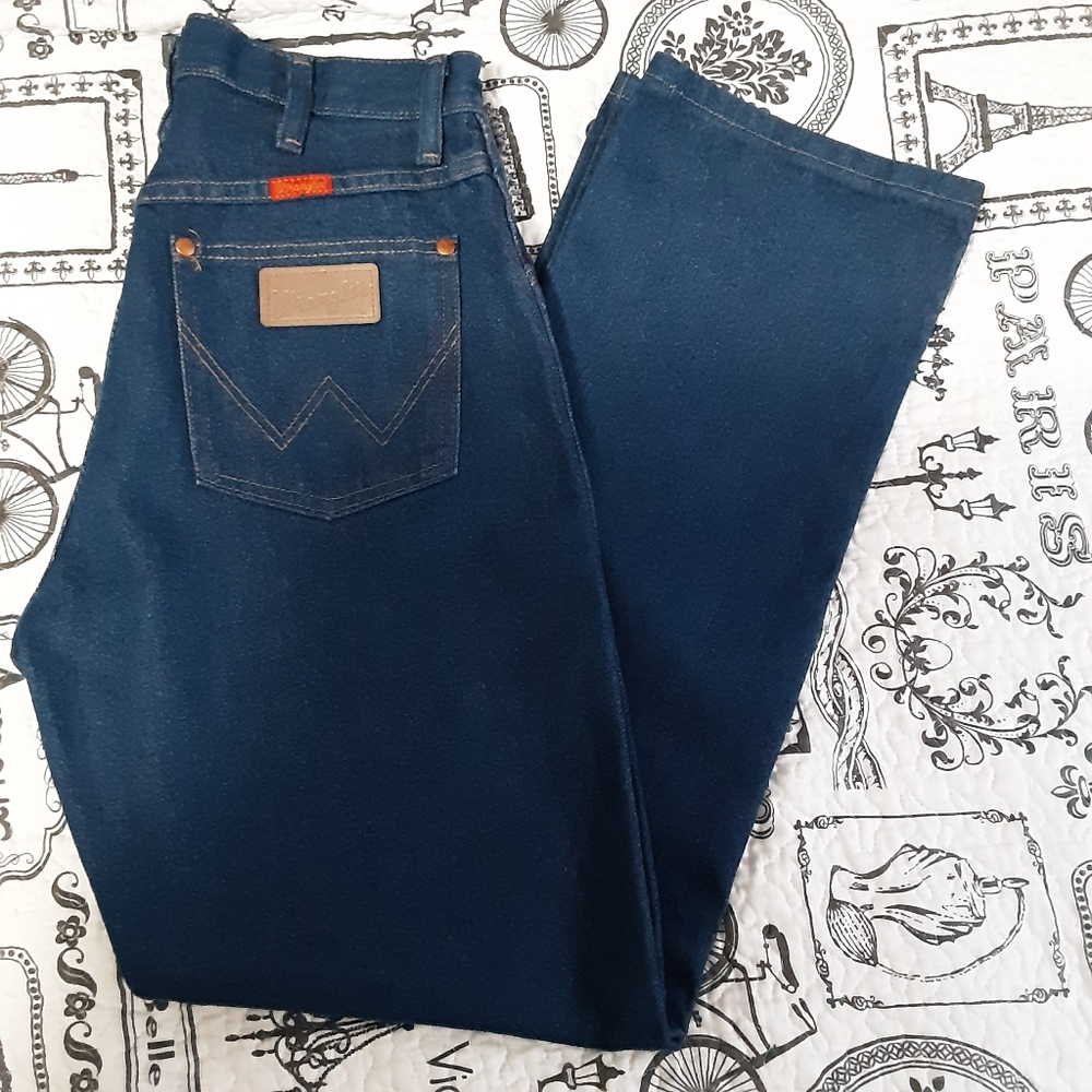 Wrangler cowboy cut high rise jeans